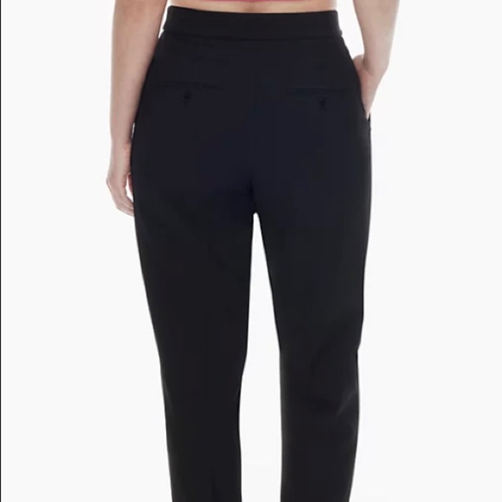 Black pair of Wilfred Ibiza pants in size 8
